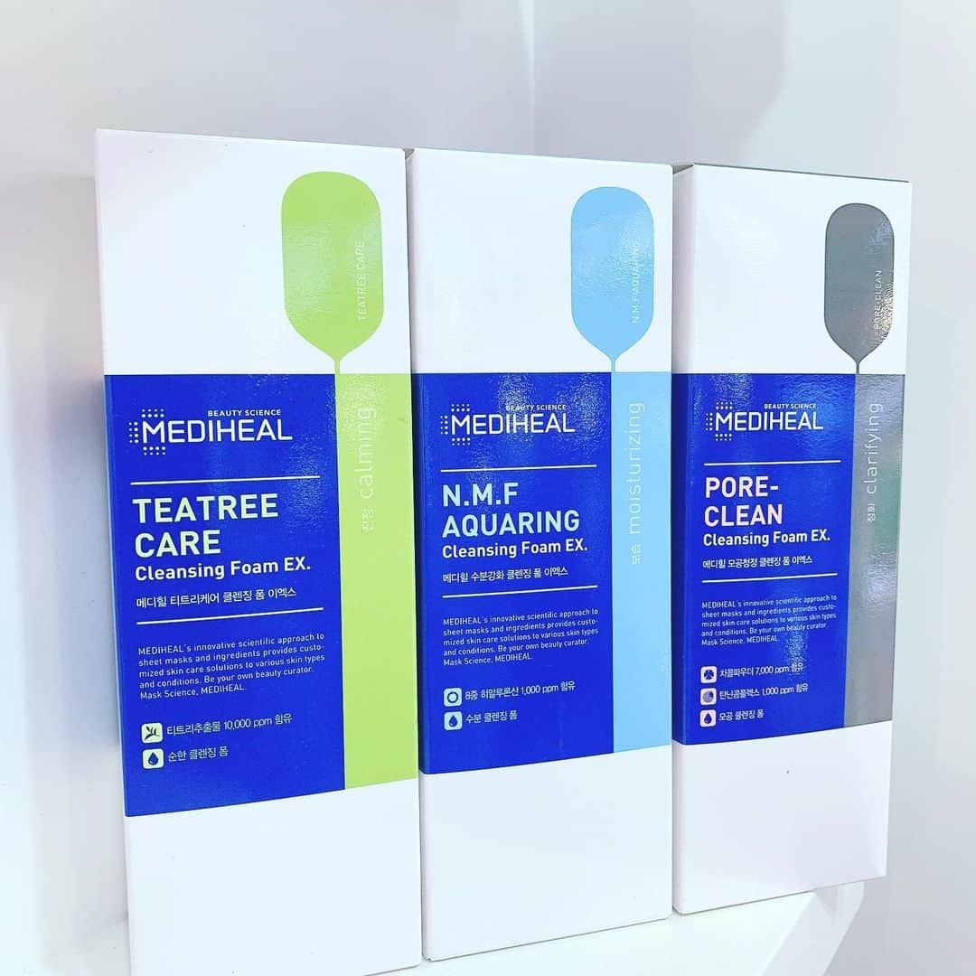 SKINGARDEN［スキンガーデン］さんのインスタグラム写真 - (SKINGARDEN［スキンガーデン］Instagram)「MEDIHEAL ﻿🌱﻿ ﻿ ﻿ ﻿ Cleansing Foam EX﻿ ﻿ マスクシートで有名なメディヒールから﻿ 発売された洗顔フォーム💙﻿ ﻿ ﻿ ﻿ ﻿ •TEATREE CARE ﻿ ティーツリー抽出物によるお肌の鎮静効果﻿ (マイルドなジェルタイプ)﻿ ﻿ •PORE-CLEAN﻿ (爽やかなクリームタイプ)﻿ 炭パウダー配合で毛穴の隅々の汚れまでしっかり除去﻿ ﻿ •N.M.F AQUARING ﻿ (しっとりしたクリームタイプ)﻿ 8重ヒアルロン酸配合でお肌にしっかりと水分を与える﻿ ﻿ ﻿ ﻿ ﻿ ﻿ ﻿ #skingarden #G9skin#韓国コスメ #ミルクバブルパック#ウユクリーム#モウダ#トニモリ#イニスフリー#ネイチャーリパブリック #vtcosmetic  #ティント#tonymoty #センテルリアン24 #新商品#ドクタージャルト#ロムアンド#エチュードハウス#クリオ#3CE##角質#毛穴#メディヒール#水分#トラブルケア#ヒアルロン酸#マスクシート」4月20日 14時22分 - skingarden.jp