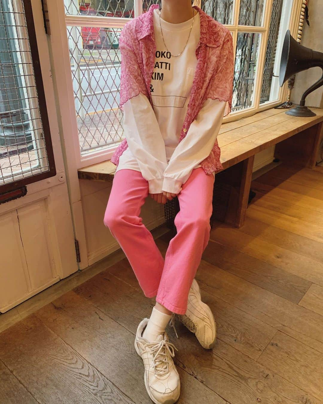 birthdeathさんのインスタグラム写真 - (birthdeathInstagram)「💋In stock online store now💋 90's Rose mesh shirt ・ ・ TODAY edition - WRITE HERE ♯3 long sleeve tee (着用サイズ L) ・ ・ UNUSED - Pink color denim pants (着用サイズ X0) ・ ・ ★☆只今期間限定で¥15,000以上お買上げのお客様は送料無料☆★ ・ ・ 商品のご質問等は当店メールアドレス info@birthdeath-tokyo.com まで、お気軽にご連絡下さいませ。 尚、インスタグラムのコメント、DMからのご質問はトラブル回避の為対応しておりません。予めご了承下さいませ。 ・ ・ #birthdeath #unused #todayedition」4月20日 14時36分 - birthdeath_tokyo