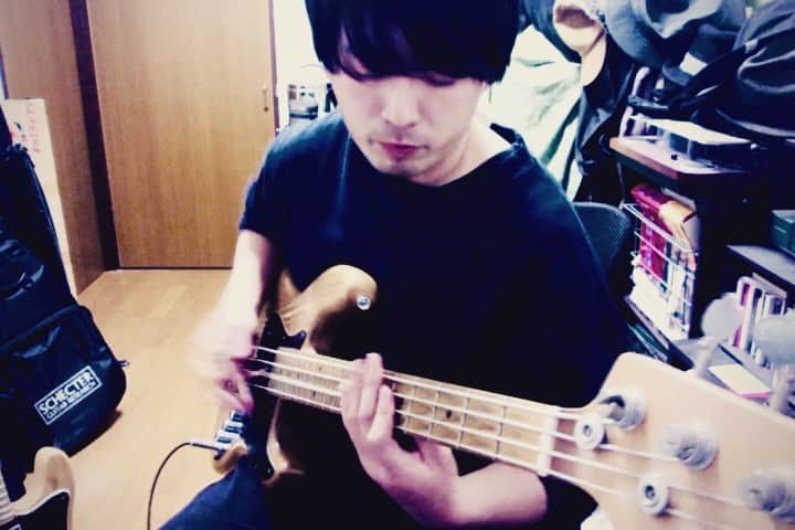 井澤惇のインスタグラム：「2020/04/20 Roll phrase #stayhome  #stayathome  #家にいよう」