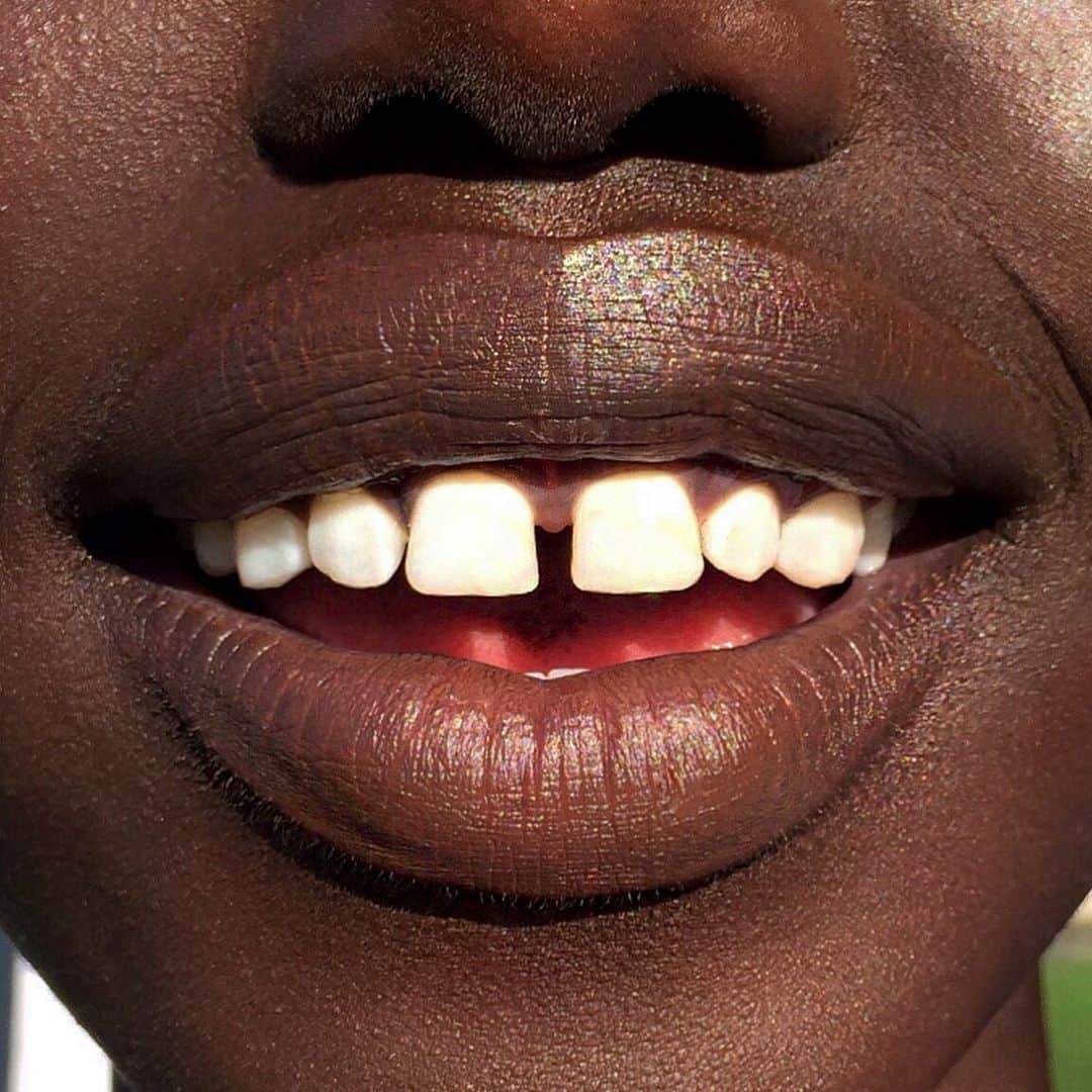 Ania Milczarczykのインスタグラム：「An @adutakech reminder to SMILE」