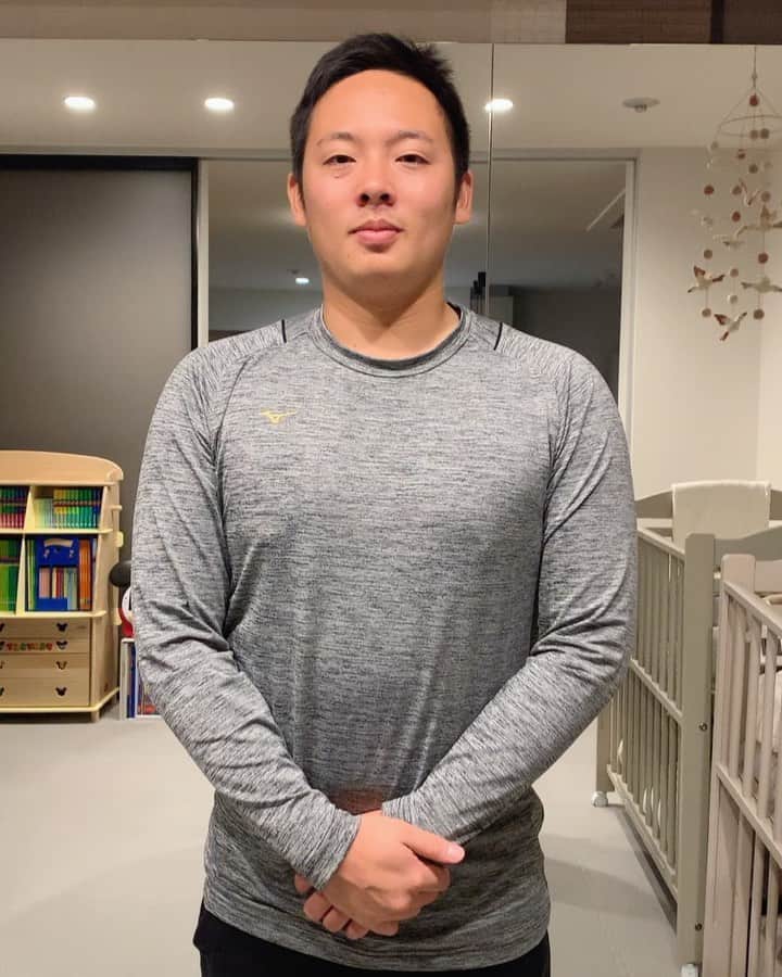 のインスタグラム：「事前に回していいか電話で確認を取る律儀な後輩の光から回ってきました🔥 遅ればせながら熱男しました。  次は @yuheitakanashi 🍐さんにお願いします！  #熱男リレー  #太田光  #高梨雄平  #松井裕樹」