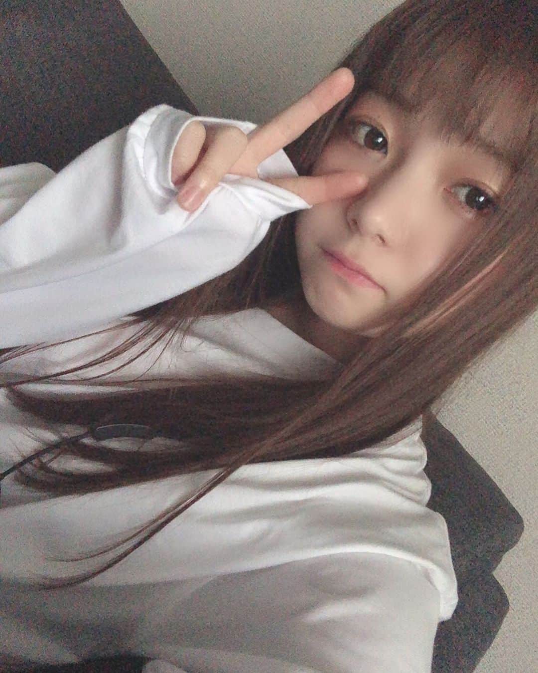 村田寛奈のインスタグラム：「#stayhome #EnjoyHome #自撮り」