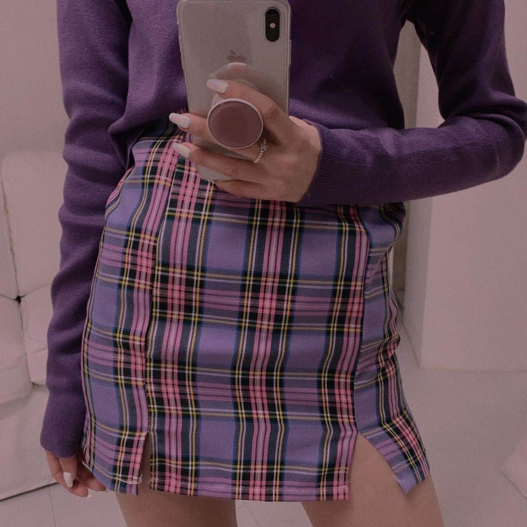 キム・ダビンさんのインスタグラム写真 - (キム・ダビンInstagram)「As if ! 😈💜 #clueless」4月20日 21時50分 - daxbin