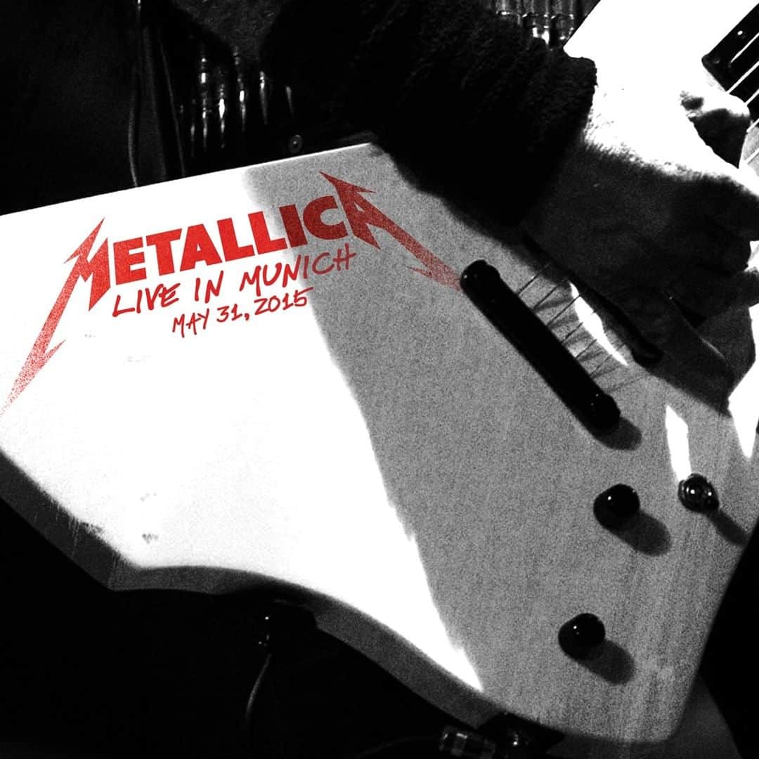 メタリカさんのインスタグラム写真 - (メタリカInstagram)「Check out tonight’s #MetallicaMondays show, “Live in Munich - May 31, 2015,” to see the guys take the stage at Olympiapark München with a set full of deep cuts. The complete show will stream for free tonight starting at 5 PM PDT / 8 PM EDT on YouTube & Facebook. Subscribe to our channel for alerts as streaming begins! #StayHome」4月20日 22時00分 - metallica