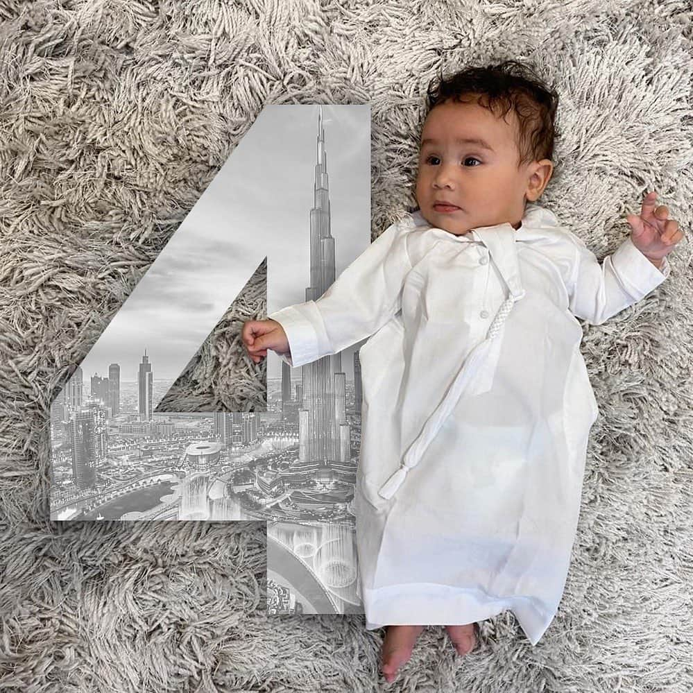 カイオ・ルーカス・フェルナンデスさんのインスタグラム写真 - (カイオ・ルーカス・フェルナンデスInstagram)「4 meses do meu pequeno !  Obrigado meu Deus serei eternamente grato por esse presente em minha vida!! TE AMO MEU FILHO ❤️」4月20日 23時12分 - 7caiolucas