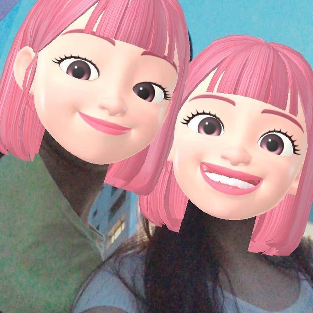 周凱翔のインスタグラム：「You are the best thing that has happened in my life, and I wish you have an awesome birthday. You deserve it my love, and I will make sure your dreams come true. 😘 爱你哦💕」