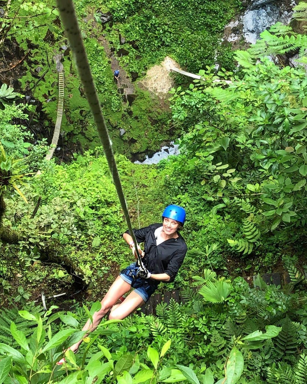 バール・パリーのインスタグラム：「#ThrowBack to #adventure times! ( remember those? ) #Rappelling down the #jungle ,not that long a go... 🌿🧗‍♀️🙈 Now my adventure consists of successfully doing a shop & not forgetting to wash all my groceries... 🤣 🧼😷 What do you miss the most during this time? #WeAreAllInThisTogether #SafeHome 🤝」