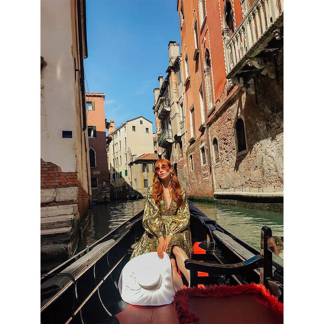 Faith Picozziのインスタグラム：「‪Italy Diaries 1️⃣3️⃣ Venice 💛 Italy #venice #italy #travel #fashion #style #summer #vacation @filip.milenkovic @filipandfaith」