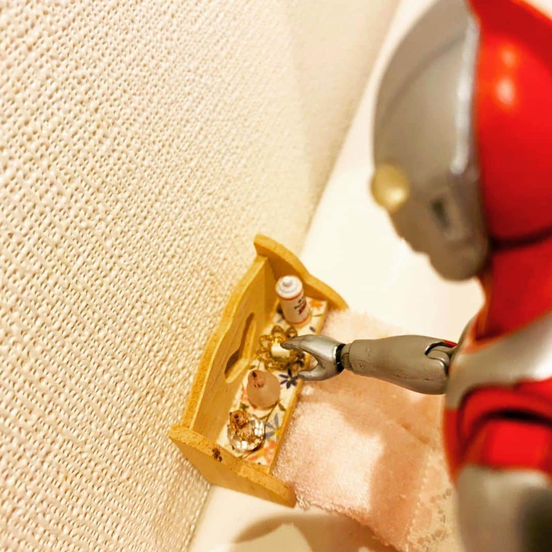 緒月遠麻さんのインスタグラム写真 - (緒月遠麻Instagram)「☺︎ 念入りな 手洗い🧼👏🧼 #うちのウルトラマン」4月21日 15時02分 - toma_ozuki