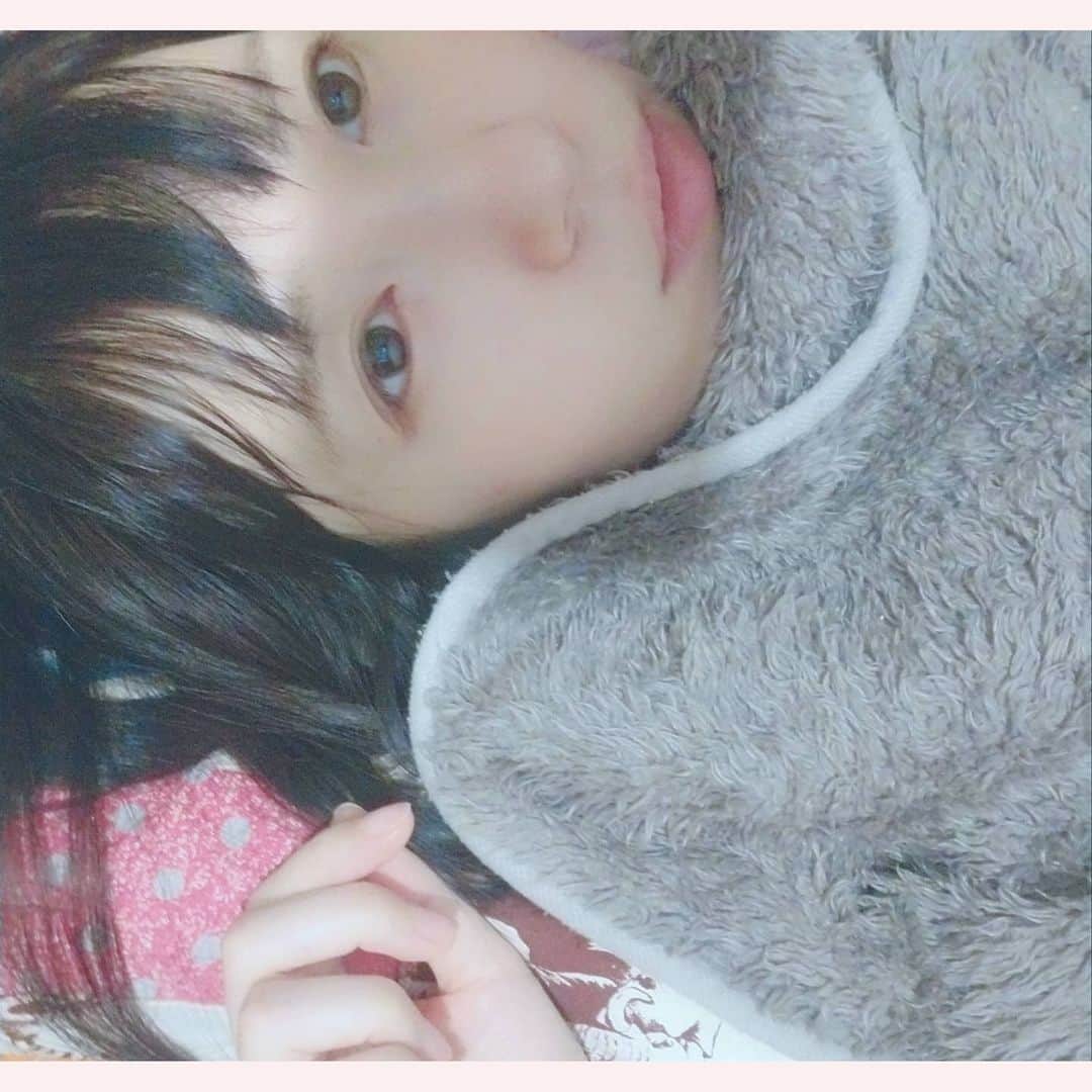 のインスタグラム：「3月17日の。だって。 なにしてたか覚えてないなー。」