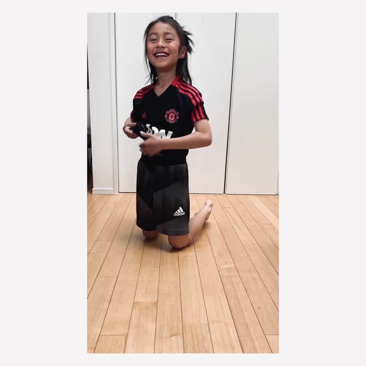 家長晶のインスタグラム：「#impossiblechallenge #stayhome ちょんまげ邪魔。」
