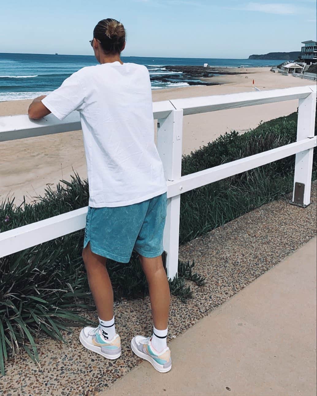 エミリー・バン エグモンドのインスタグラム：「🤍」