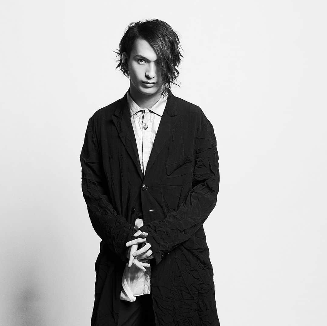 鈴木重伸のインスタグラム：「#新しいプロフィール画像」