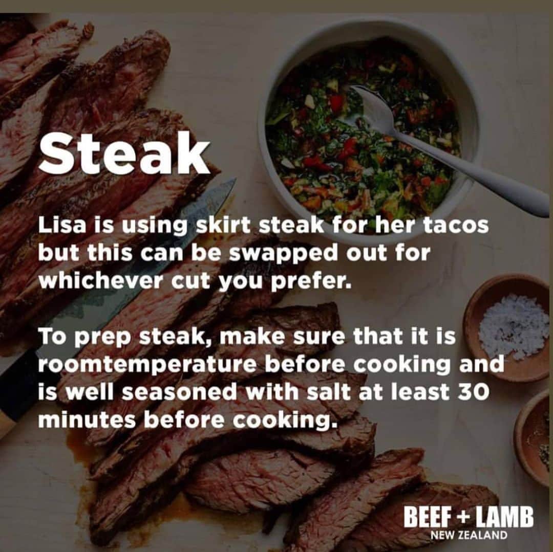 リサ・キャリントンさんのインスタグラム写真 - (リサ・キャリントンInstagram)「Tonight’s dinner - Chimichurri steak tacos. Swipe across for the recipe #lockdowntacos #nzbeefandlamb」4月21日 16時33分 - liscarrington