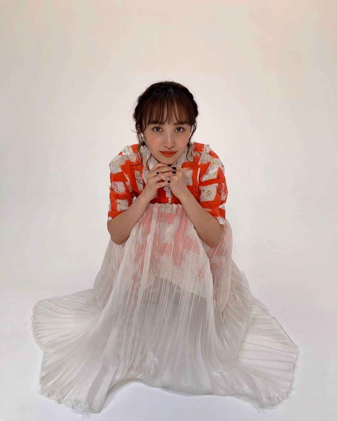 百田夏菜子さんのインスタグラム写真 - (百田夏菜子Instagram)「#魔女見習いをさがして 公開延期となりましたが、楽しみにしててください🧡 ・ #spoon.」4月21日 16時54分 - kanakomomota_official