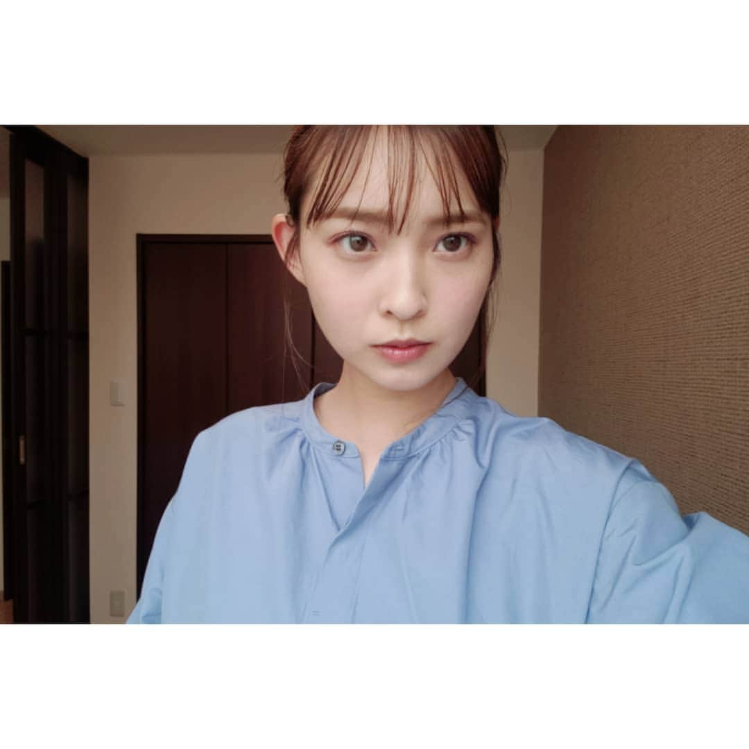 牧野莉佳さんのインスタグラム写真 - (牧野莉佳Instagram)「🦄💠💜 今日はパープルの気分だった︎︎︎︎︎☺︎ 髪が伸びてきたんだけどアレンジ出来なくてほぼ毎日雑にお団子🍡 アレンジを覚えたい、、な、、 不器用でも出来るやつ🙆🏻‍♀️」4月21日 17時19分 - makino_rika