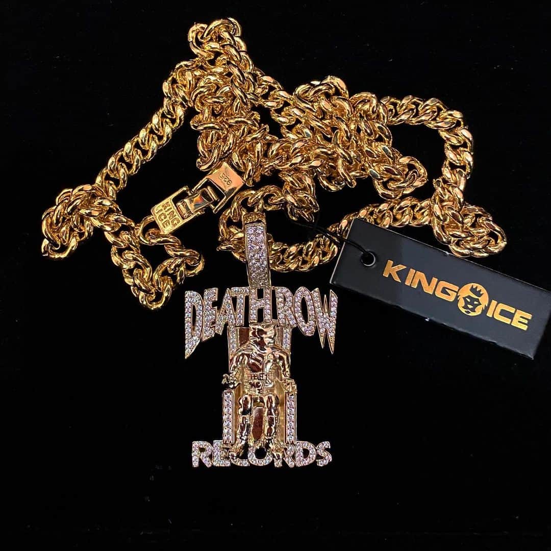 GROW AROUNDさんのインスタグラム写真 - (GROW AROUNDInstagram)「KING ICEとDEATH ROW RECORDSとのコラボアイテム🪑Webアップ完了しました🚀 #KingIce #DeathrowRecords #GrowAround」4月21日 19時39分 - growaround