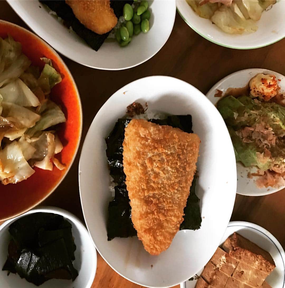 辻仁成さんのインスタグラム写真 - (辻仁成Instagram)「海苔弁食べたくなり、本日のロックダウン飯。 海苔の下にはカツオでんぶ、もちろん！  大阪、神宗の、カツオでんぶ。うまい。」4月21日 19時45分 - tsujihitonari