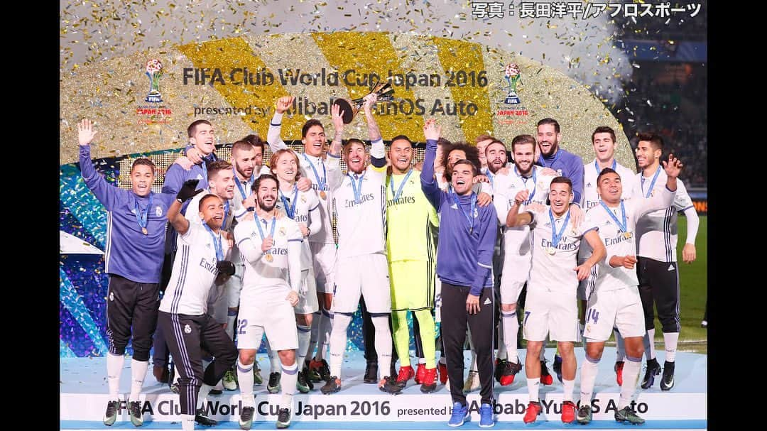 日本テレビ「日テレサッカー」さんのインスタグラム写真 - (日本テレビ「日テレサッカー」Instagram)「. CS放送・日テレジータスからお知らせです📢 . 30万1000クラブの頂点を目指す FIFAクラブワールドカップ🏆の2016年大会全試合を ６月に放送します‼️ . ヨーロッパ王者 🇪🇸レアル・マドリード と 🇯🇵鹿島アントラーズの激闘や、 クリスティアーノ・ロナウドらの スーパープレーをたっぷりご覧ください👀 . 詳しくは日テレサッカーHPをご覧ください🔍 . #RealMadrid #レアルマドリード ⚽️#ベンゼマ #クリスティアーノロナウド . #kashima ‪#antlers #鹿島アントラーズ ⚽️#赤崎秀平 #金崎夢生 #遠藤康 #土居聖真 #鈴木優磨 #柴崎岳 . ‪#コロナに負けるな ‪#お家で過ごそう #fifaclubworldcup #クラブワールドカップ  #cwc2016  #日テレ #日テレジータス #日テレサッカー」4月21日 21時17分 - ntv_football