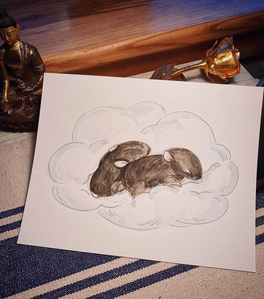 イーライ・リエブのインスタグラム：「Thank you @genevrabell for this wonderful remembrance of our sweet little Beatrix and Potter ❤️🐰🐰❤️」