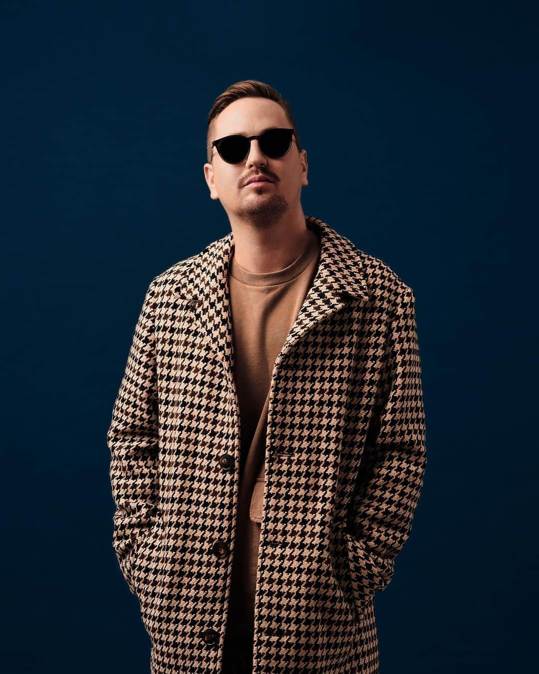 ロビン・シュルツのインスタグラム：「Sherlock Schulz 🕵️‍♂️ . . 📷 @lennartgelke」