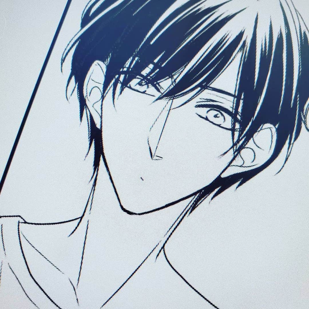 朱神宝のインスタグラム：「珍しい表情？な深見。オフモードきょとん顔。 #コヒバニ」