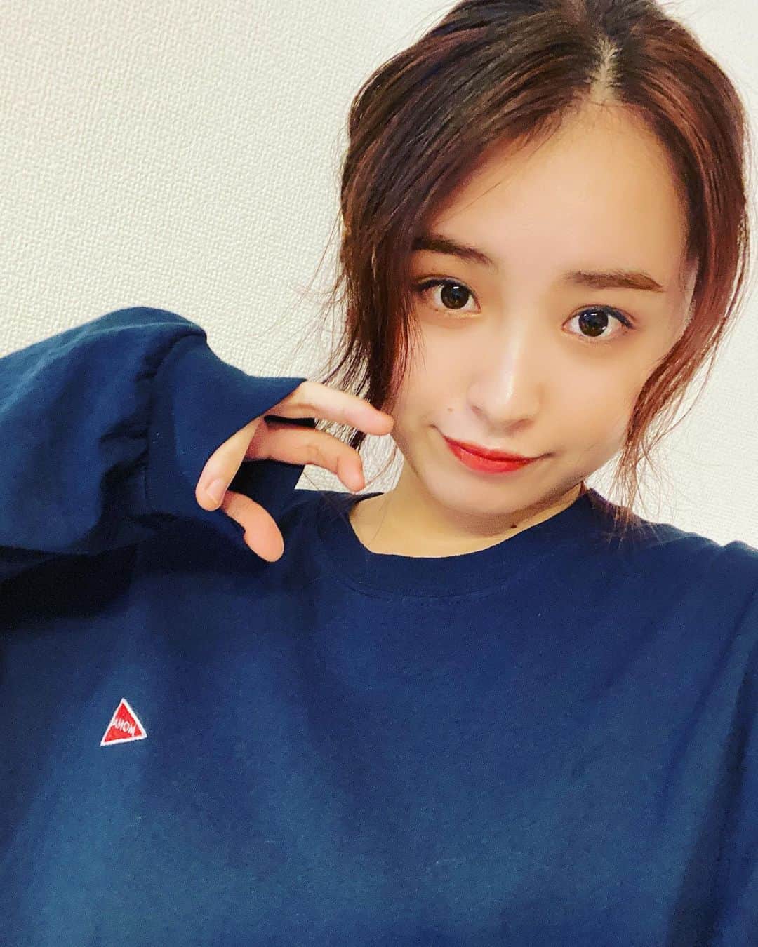 のインスタグラム：「はやくライブしたい！！！🎤 #sing #song #jpop #music #citypop #2020 #4月 #photo #tokyo #歌いたい #おうち時間 #がんばろう日本 #가수 #음악」