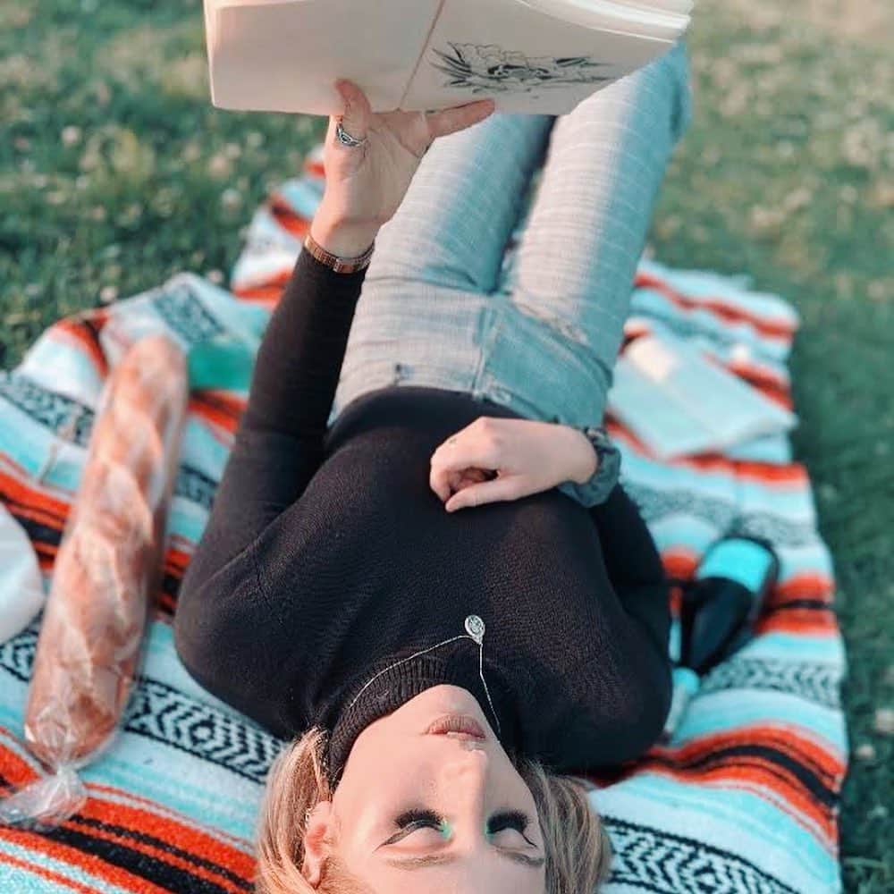 2nd STREET USAさんのインスタグラム写真 - (2nd STREET USAInstagram)「- - - - - - - - - 𖤘 - - - - - - - - - - . ㅤㅤㅤㅤㅤ ㅤㅤㅤ Picnic for one Quarantine chillin! Trying to read something besides my insta feed ㅤㅤㅤㅤㅤ ㅤㅤㅤ  Photos by Shelby  From Torrance location ㅤㅤㅤㅤㅤ ㅤㅤㅤ ———————————————————————— ㅤㅤㅤㅤㅤ ㅤㅤㅤ #2ndstreet #secondhandfashion #secondhand  #2ndstreetusa #2ndstreetvintage #photography  #pasadena #melrose #costamesa #quarantineoutfit #picnic#quarantine #quarantinelife #stayhome #quarantineandchill #springoutfit #staysafe #spring #stayinghome #thrift #photography #sustainablefashion #sustainable #selfcare #ikea #stayingpositive #housebound #selfquarantine」4月22日 10時19分 - 2ndstreetusa