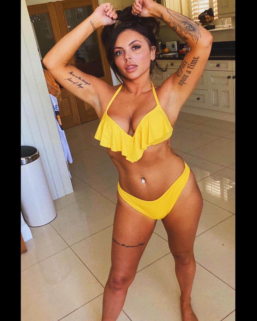 ジェシー・ネルソンのインスタグラム：「🌞🌞🌞」