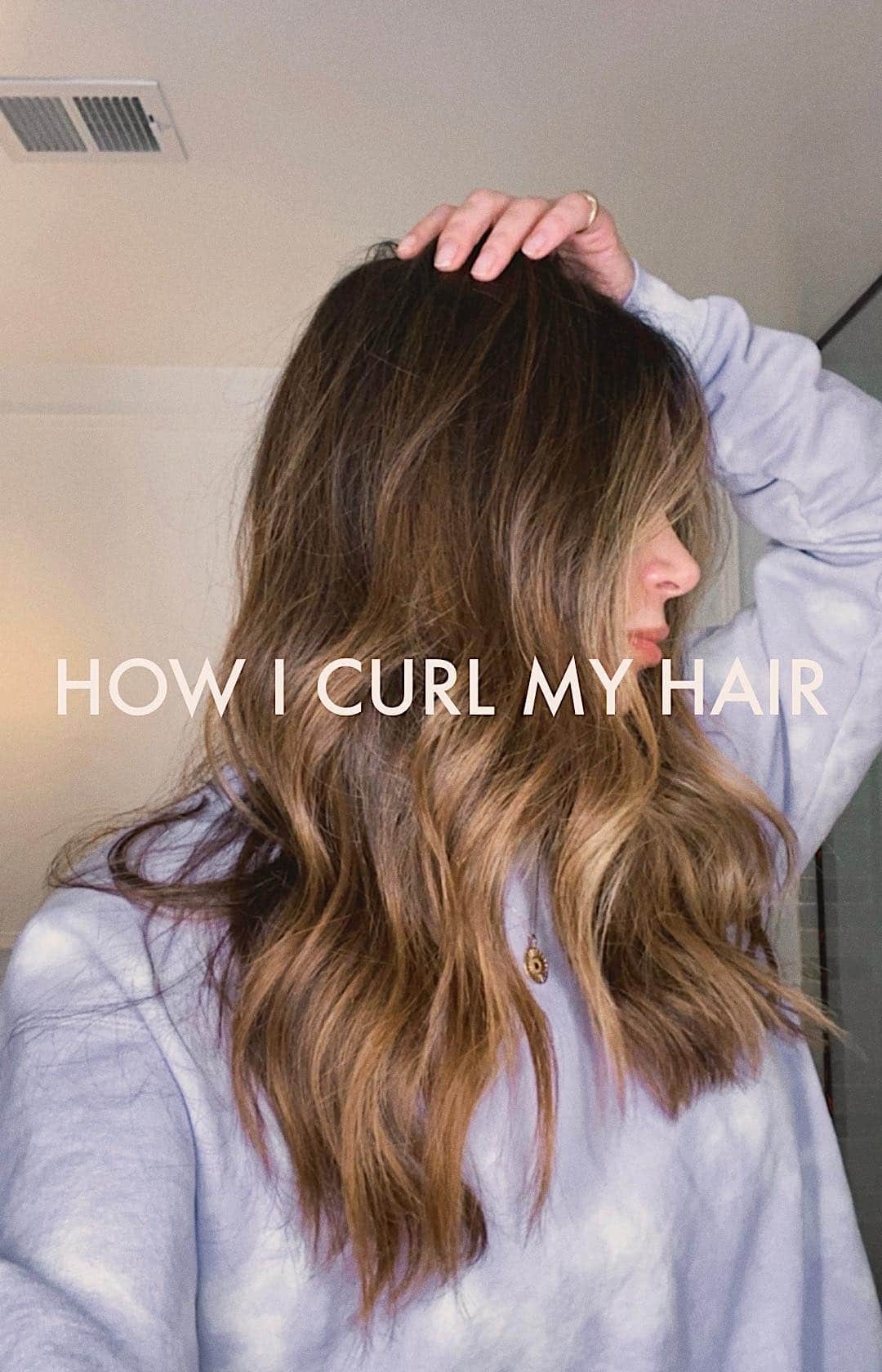 Marianna Hewittのインスタグラム：「Here’s an updated video how I curl my hair! • @theouai fine + medium shampoo + conditioner (in shower) • @dysonhair blow dryer (yesterday) • @ghdhair 1.25 curling iron • @dysonhair detangling brush • @amika undone texture spray • @kristin_ess texturizing paste」