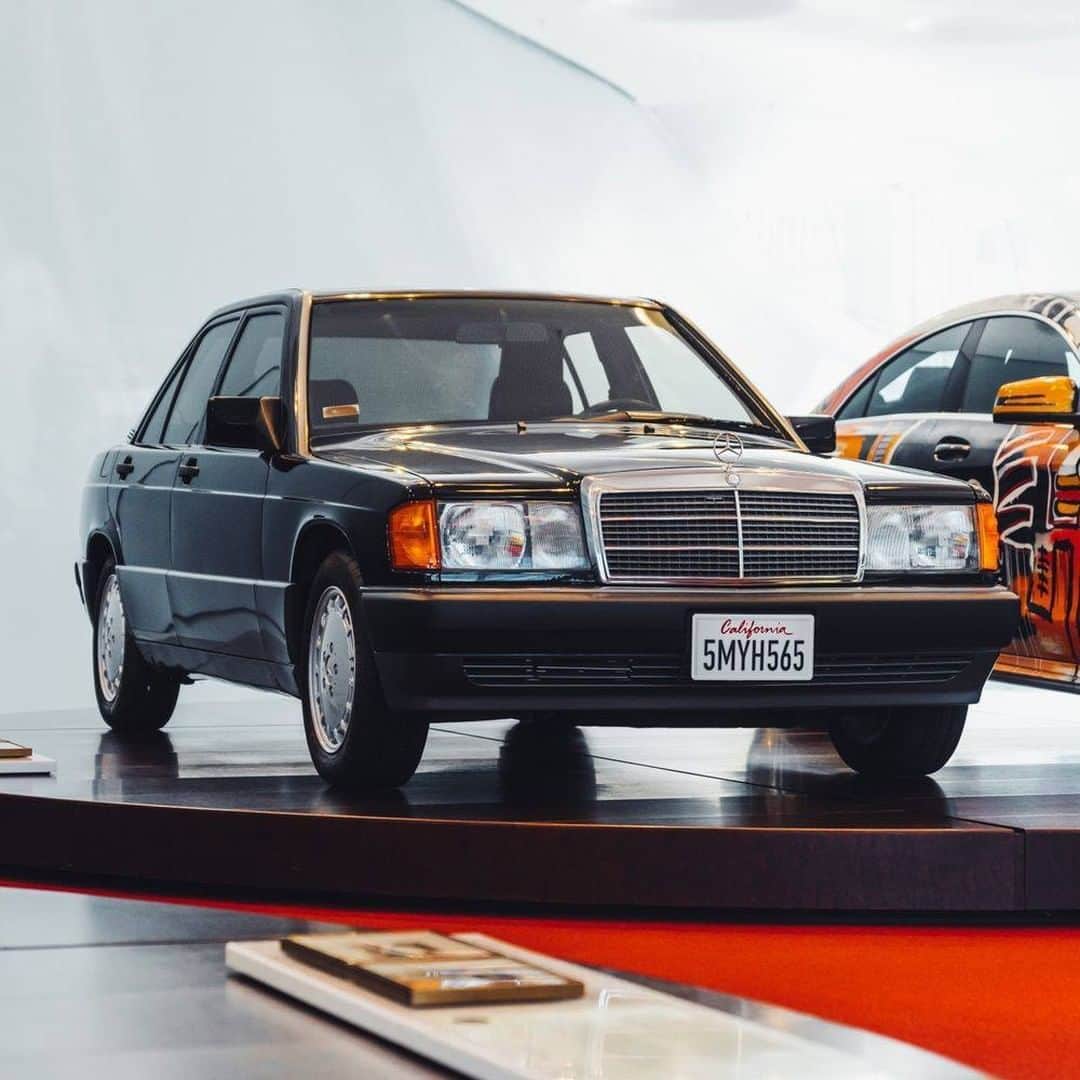 メルセデス・ベンツさんのインスタグラム写真 - (メルセデス・ベンツInstagram)「This 1992 Mercedes-Benz 190 E 2.3 testifies the timeless confidence of his first owner: The actor and film producer Nicolas Cage. 📸 via @mercedesbenzmuseum . #MBclassic #MBmuseum #W201 #nicolascage #MercedesBenz #mercedesbenzclassic #ClassicCar #Carsofinstagram #InstaCar #DreamCar #MBCar #Classic #daimler #photography #goodtimes #backinthedays #thebestornothing」4月22日 11時00分 - mercedesbenz