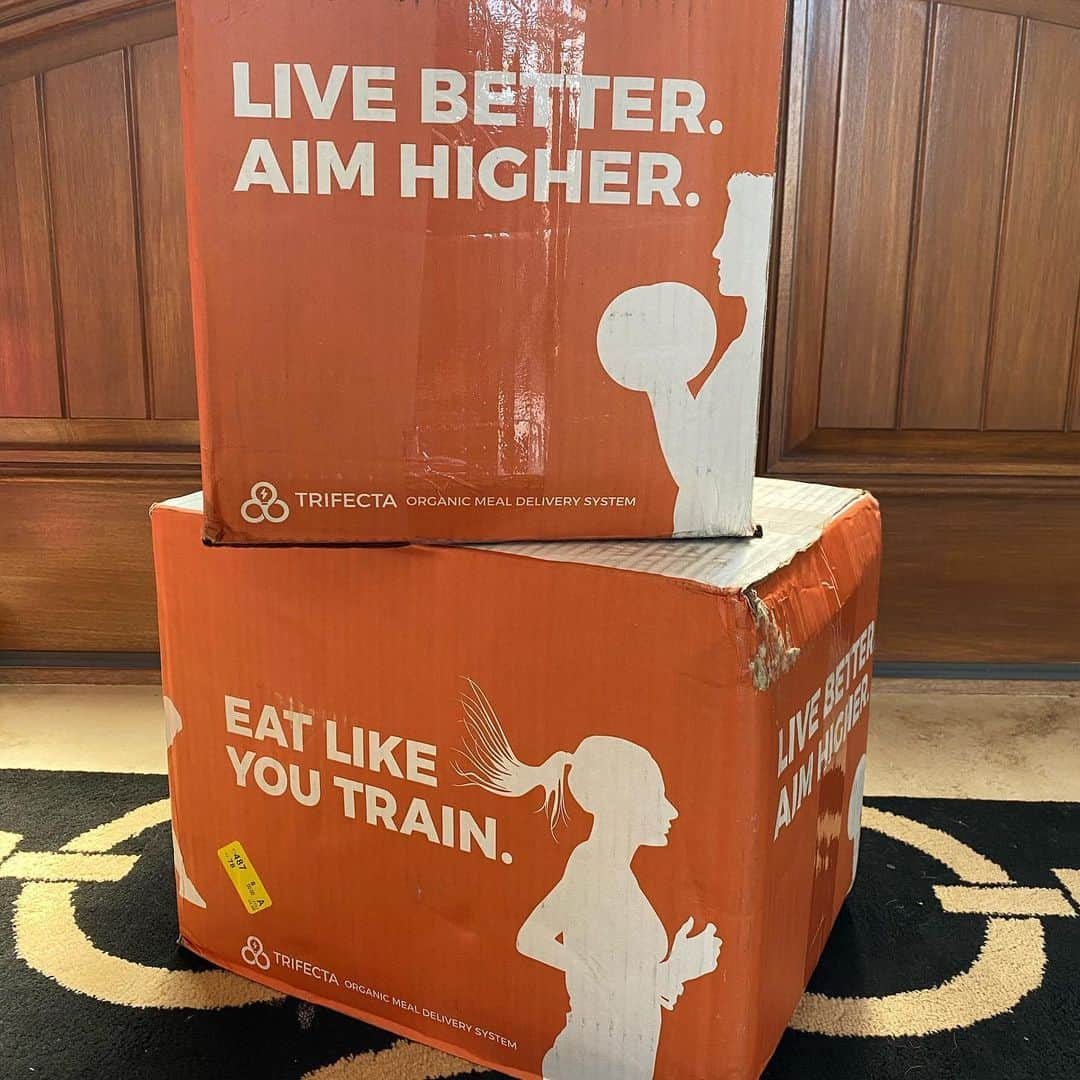 ランディ・オートンさんのインスタグラム写真 - (ランディ・オートンInstagram)「Thanks @trifectasystem #eatlikeyoutrain do yourself a favor and give these meals a try #mealprep #mealdelivery」4月22日 6時55分 - randyorton