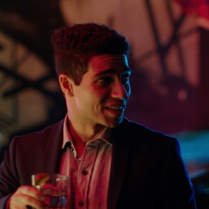メナ・マスードのインスタグラム：「April 22nd is National Canadian Film Day! Celebrate by watching #RunThisTownMovie and other films curated by Canadian distributors 🇨🇦 #CanFilmDay」