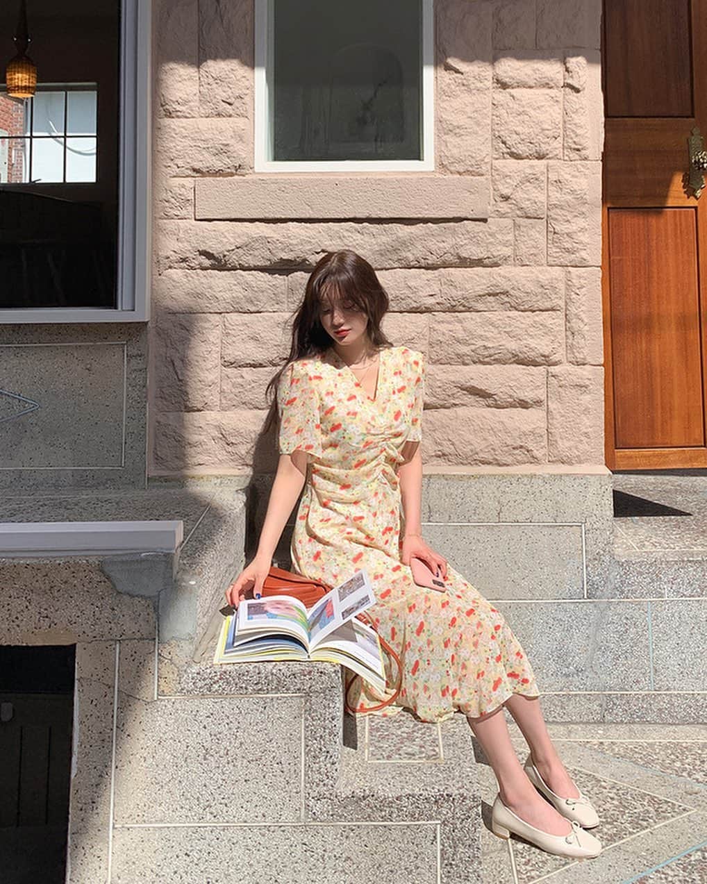 Chuuのインスタグラム：「기장감 너무 예쁜 원피스🕊🍃」