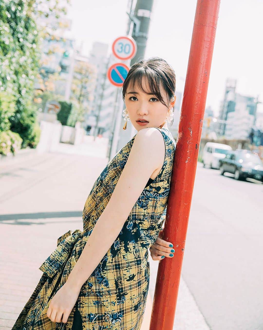 アツシナカシマのインスタグラム：「#atsushinakashima #アツシナカシマ #ファッション #工藤遥 @haruka_kudo.official」