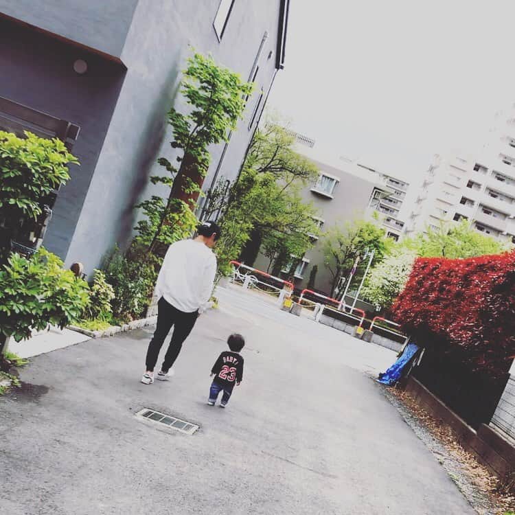 大山啓輔のインスタグラム：「. なかなか悶々とする日々が続いていますね。 みんなで協力してこの状況を乗り越えましょう。 なにか僕に出来ることでリクエストあれば教えて下さい！！ 出来るだけチャレンジします💪」