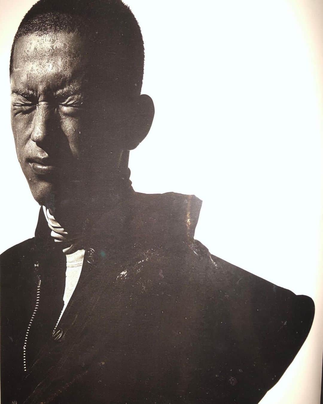 池内博之さんのインスタグラム写真 - (池内博之Instagram)「確か20年位前、雑誌の撮影でRichard Avedonが来日した際、撮影したものが出てきました。@richardavedon #JAPAN#tokyo #モデル時代 #学生でした」4月22日 12時22分 - hiroyuki.ikeuchi