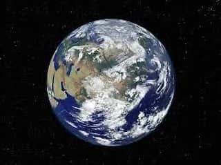 小橋賢児のインスタグラム：「Happy Earth day 🌏 僕らはみんな宇宙船地球号のクルー、 一緒にこの宇宙を航海している。 #earthday」
