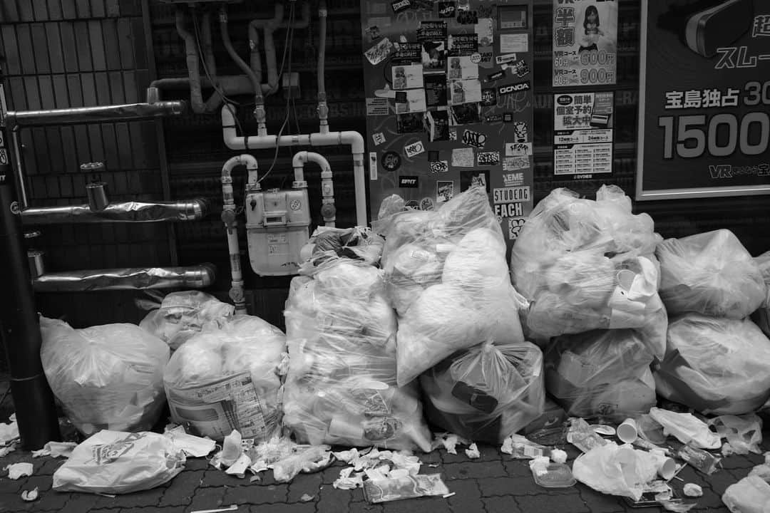 大塚咲さんのインスタグラム写真 - (大塚咲Instagram)「本当にね、、ゴミを撮る癖がある。」4月22日 13時58分 - otsukasaki_