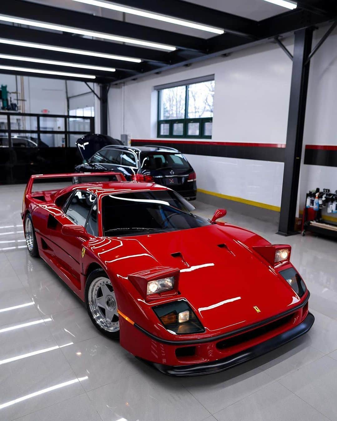 CarsWithoutLimitsさんのインスタグラム写真 - (CarsWithoutLimitsInstagram)「Legendary #FerrariF40 Photos @touchofglassdetail  #carswithoutlimits」4月22日 14時27分 - carswithoutlimits