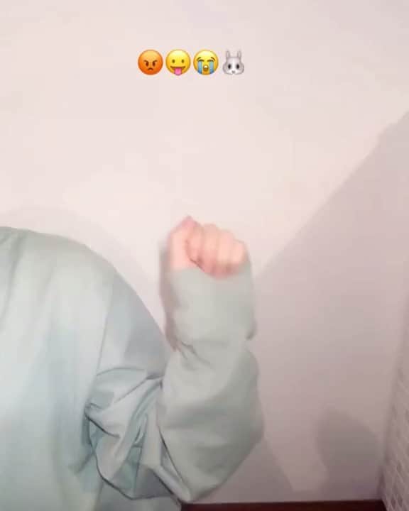 ザ・コインロッカーズのインスタグラム：「TikTok更新してます。https://vt.tiktok.com/hMbEqr/  #コインロッカーズ #StayHome」