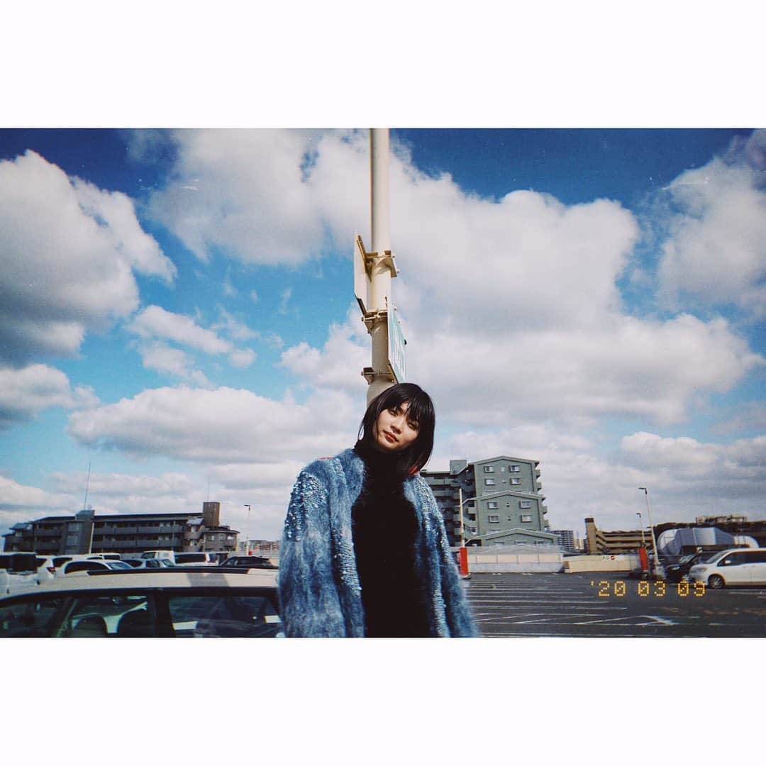 Macoto Tanaka 田中真琴さんのインスタグラム写真 - (Macoto Tanaka 田中真琴Instagram)「. 青空〜 懐かしい。 @dopamyu」4月22日 18時35分 - mac0tter