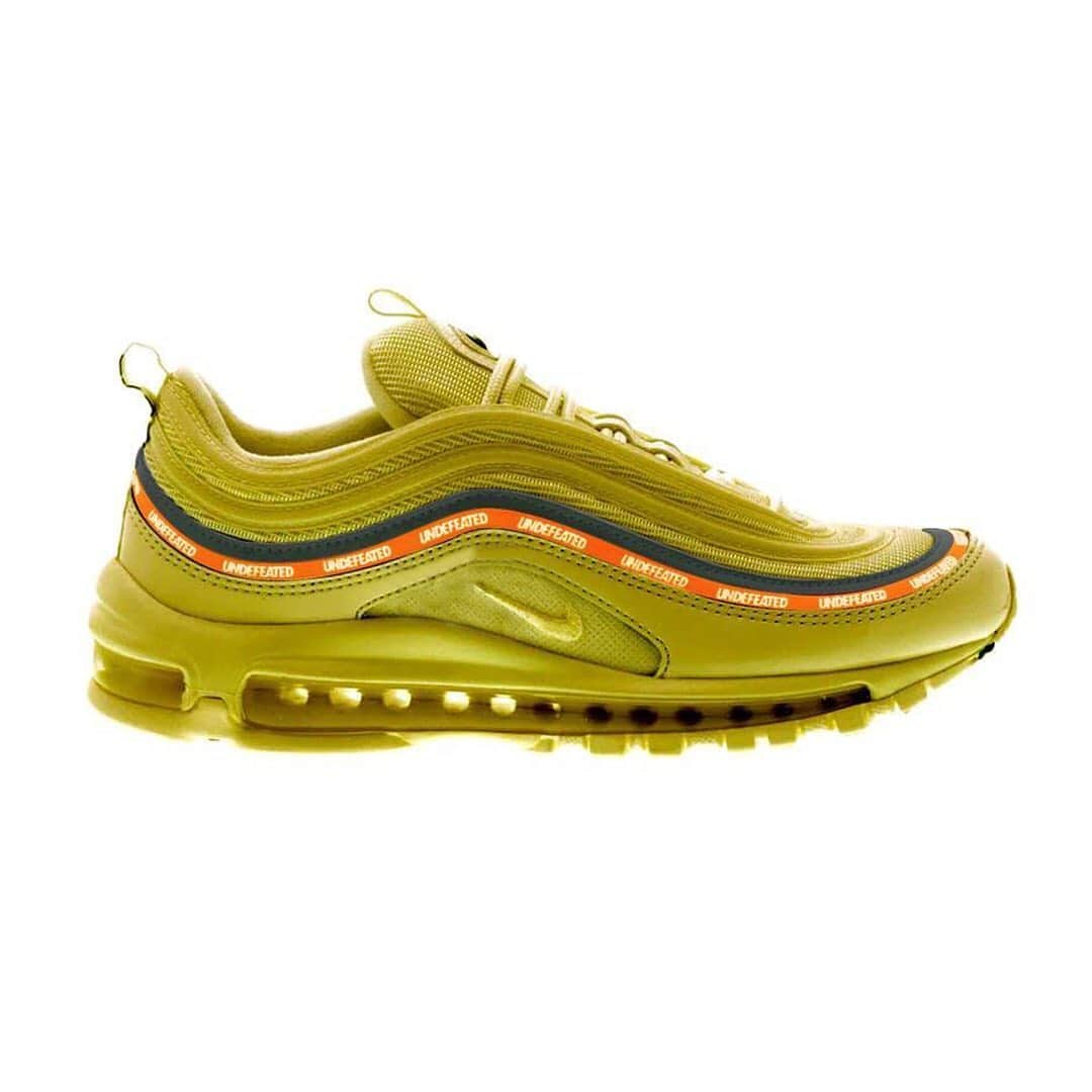 HYPEBEASTさんのインスタグラム写真 - (HYPEBEASTInstagram)「@hypebeastkicks: @undefeatedinc and @nike may be working on another trio of Air Max 97 colorways. According to leaker account @py_rates_' mockups, these new UNDEFEATED Air Max 97s will boast “Black/Volt-Militia Green-White”, “Militia Green/Black-Orange Blaze-White” and “Sail/White-Aero Blue-Midwest Gold" colorways. No official images are available yet but stay tuned for more detailed info.⁠⠀ Photo: PY_RATES™️」4月23日 5時24分 - hypebeast