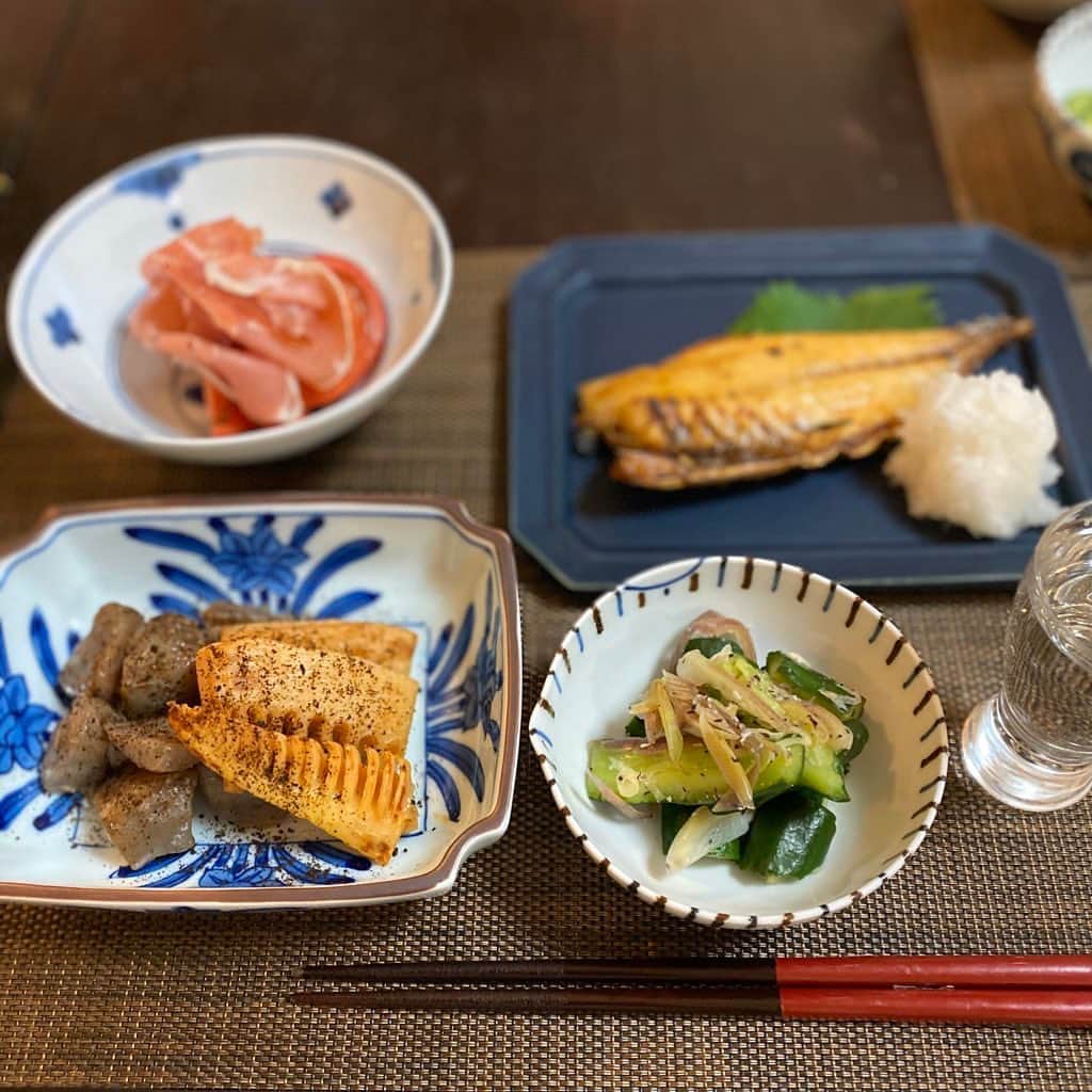 荻原和歌のインスタグラム：「晩ごはん（晩酌）。」