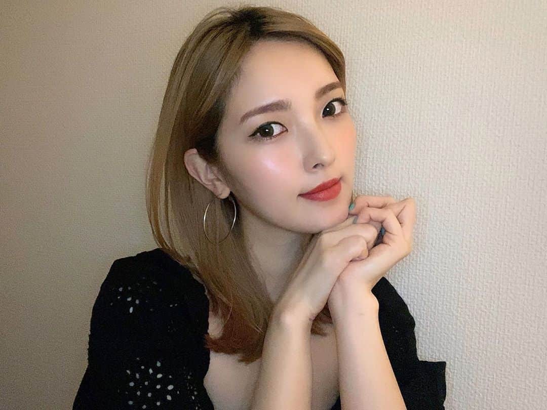 石原未梨さんのインスタグラム写真 - (石原未梨Instagram)「みんな元気に過ごしてますかー？🐺🌷﻿」4月22日 22時04分 - miri_ishihara