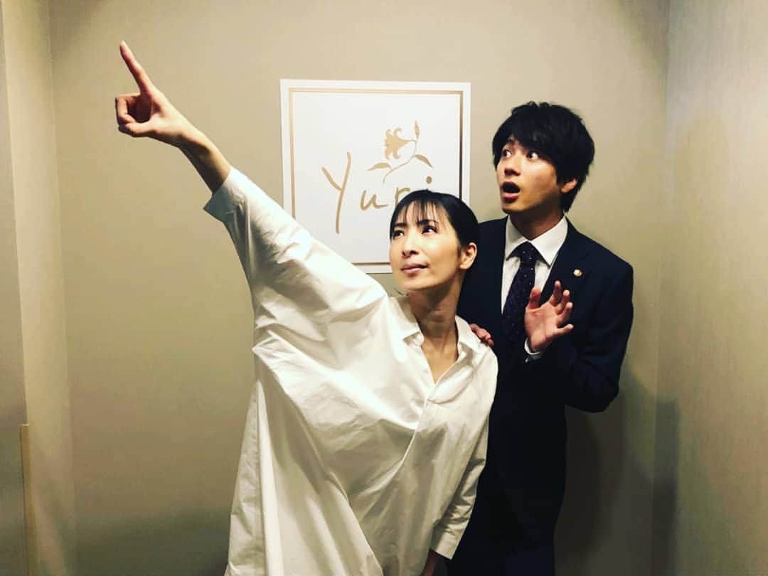 山田裕貴さんのインスタグラム写真 - (山田裕貴Instagram)「『 #特捜9 』season3  いやー  早いな もう次第４話です  今回も人の傷や痛みの深い話でした  来週は新藤活躍しそうです  #SEDAIWARS でもご一緒した #真飛聖 さんです @sei_matobu」4月22日 22時10分 - 00_yuki_y