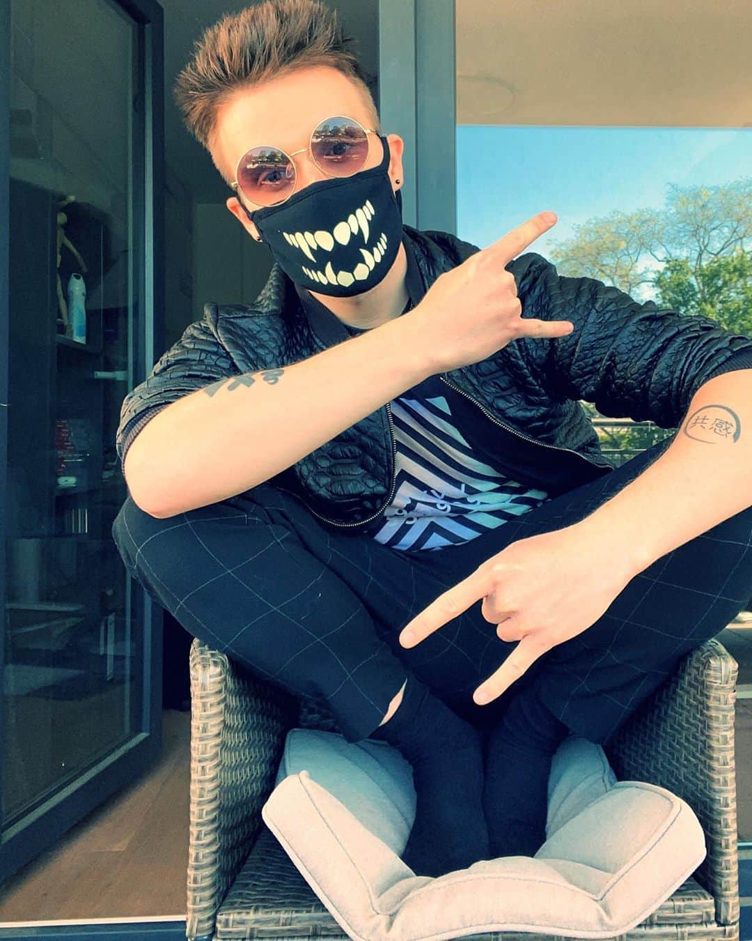 iBlaliのインスタグラム：「Maskenpflicht i'm ready」