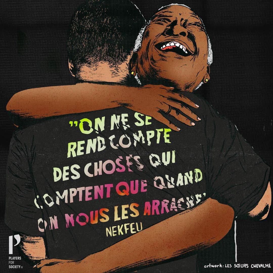 フロリアン・トヴァンのインスタグラム：「Tous ceux que l’on aime nous manquent mais on va revivre des moments forts avec eux. On doit être patient. Ne sortons pas sauf si c’est vraiment indispensable, prenons des nouvelles, ça reviendra et ce sera encore plus fort. #PlusQueJamaisEnsemble @players4society」