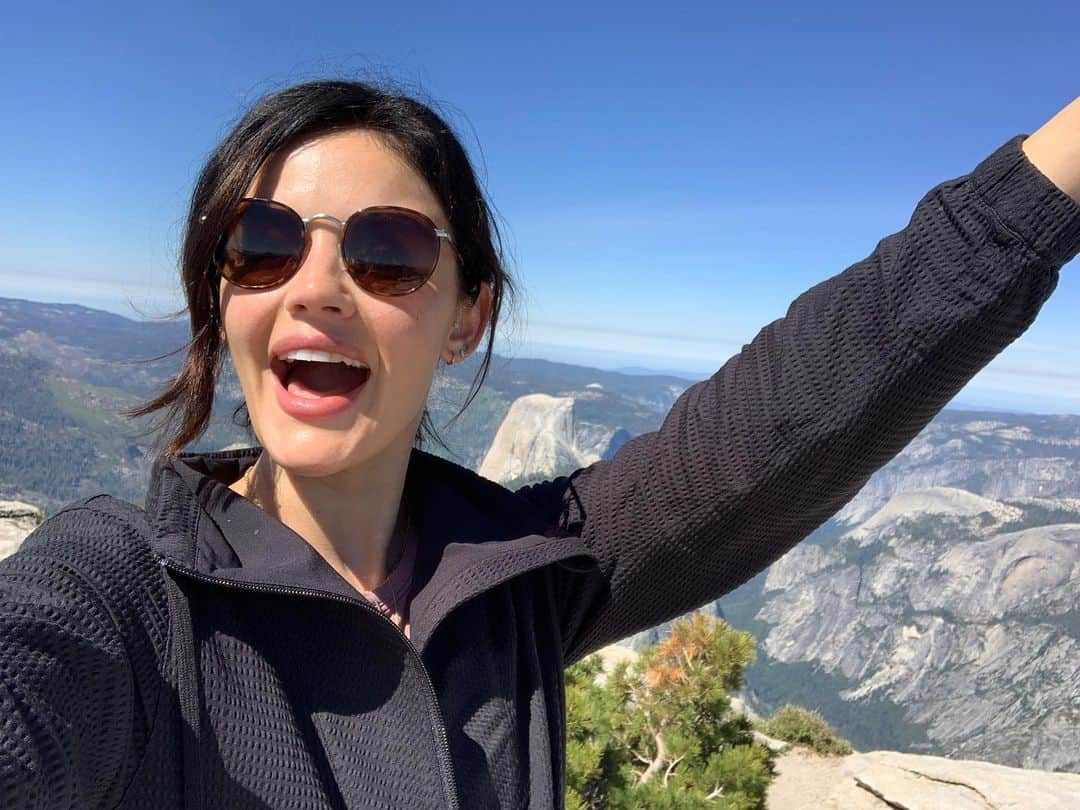 ルーシー・ヘイルさんのインスタグラム写真 - (ルーシー・ヘイルInstagram)「HAPPY BIRTHDAY to our Mother Earth ! I was supposed to take another solo trip to Yosemite this year, but because of current circumstances have had to delay. But here are some pics from last years trip to show how beautiful the world is there. I actually couldn’t believe what I was seeing and taking pictures of was real. Thank you Earth for being so majestic and giving us so much beauty. I hope we can all learn to take a little better care of you. In recent days, I’ve never seen the skies so clear in Los Angeles 🌎」4月23日 1時26分 - lucyhale