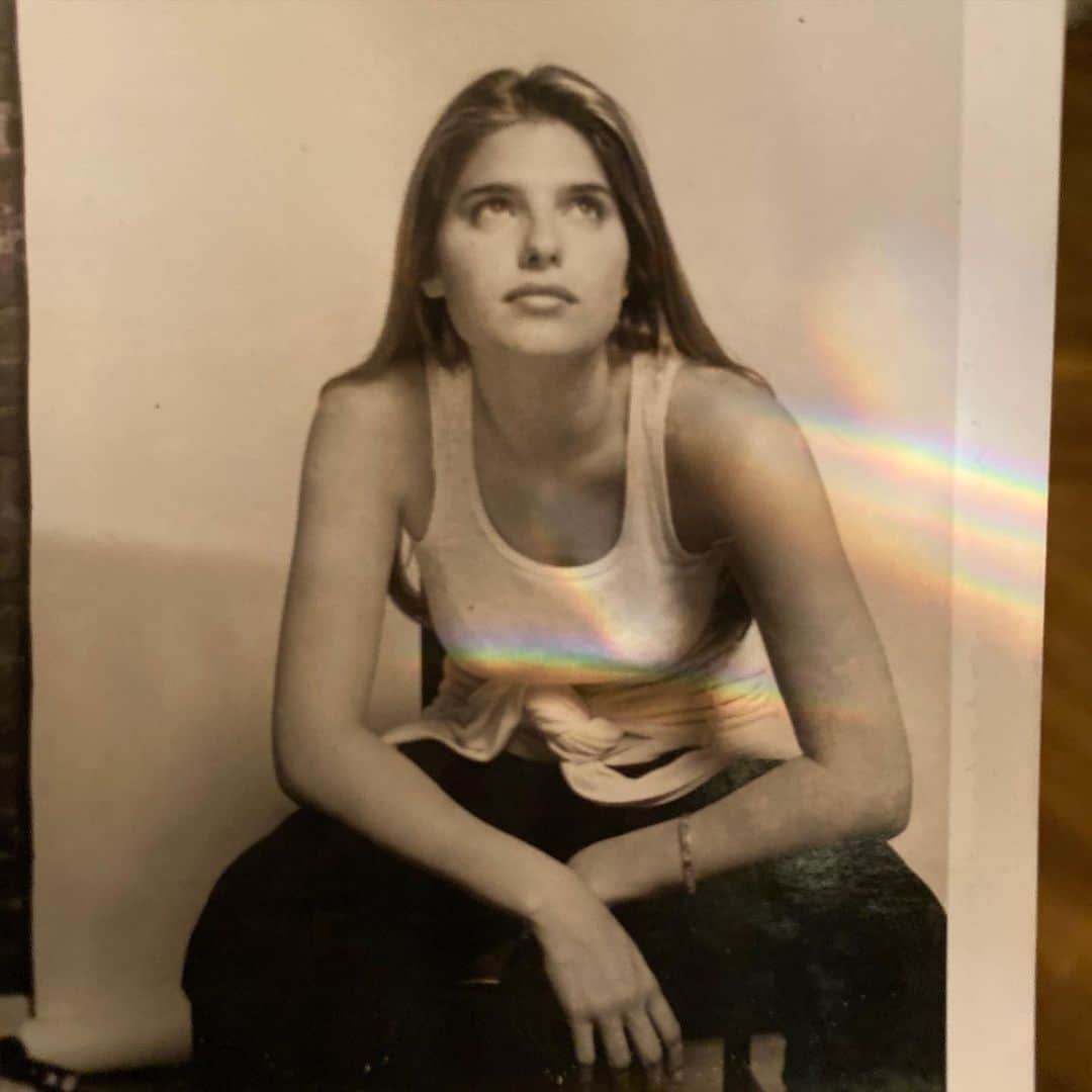 レイク・ベルのインスタグラム：「18 years old.」